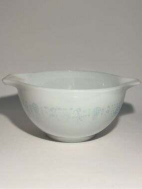 Pyrex Blue Butterprint 441 Small 1 1/2 PT Cinderella Bowl